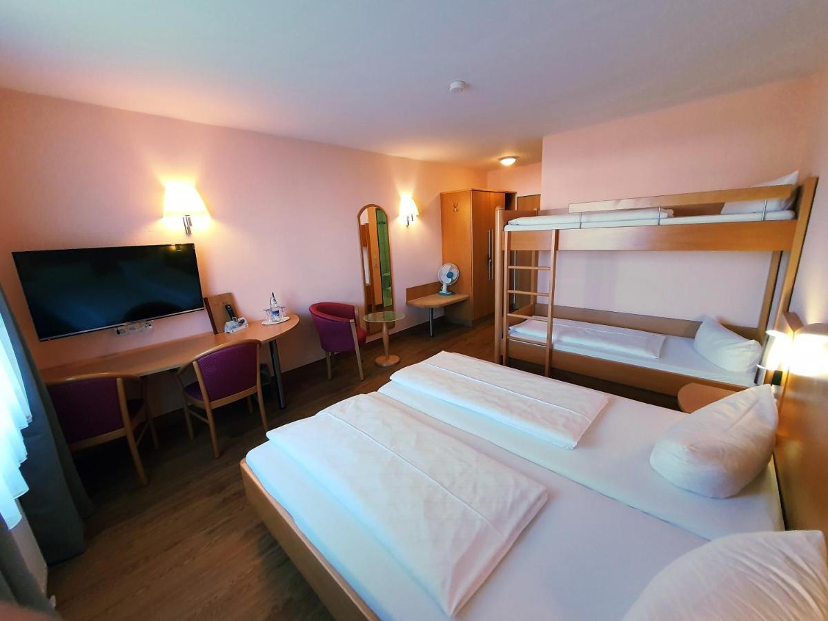 Hotel Sunparc - Shuttle Zum Europa-Park Rust 4Km & Rulantica 2Km Ringsheim Eksteriør billede