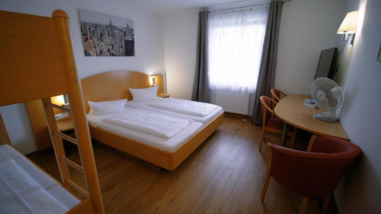 Hotel Sunparc - Shuttle Zum Europa-Park Rust 4Km & Rulantica 2Km Ringsheim Eksteriør billede