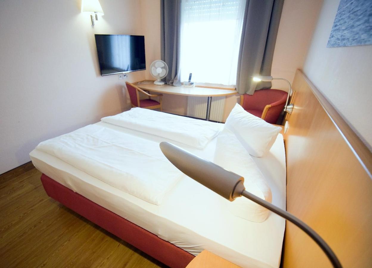 Hotel Sunparc - Shuttle Zum Europa-Park Rust 4Km & Rulantica 2Km Ringsheim Eksteriør billede