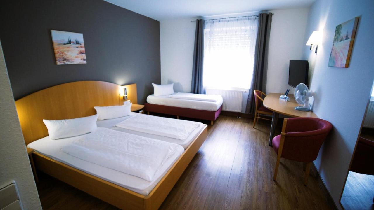 Hotel Sunparc - Shuttle Zum Europa-Park Rust 4Km & Rulantica 2Km Ringsheim Eksteriør billede