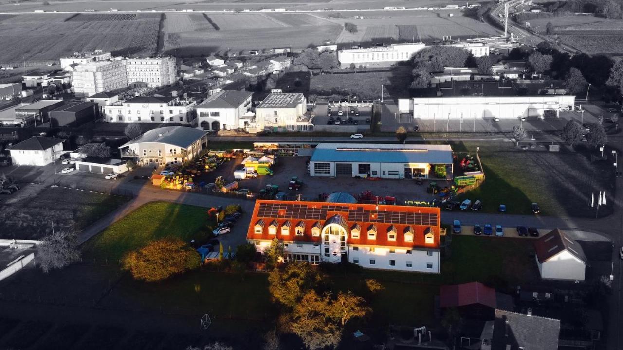 Hotel Sunparc - Shuttle Zum Europa-Park Rust 4Km & Rulantica 2Km Ringsheim Eksteriør billede