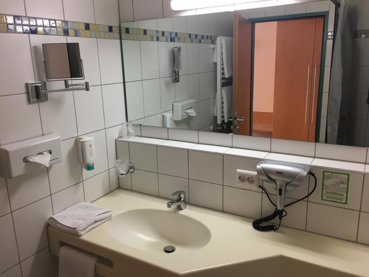 Hotel Sunparc - Shuttle Zum Europa-Park Rust 4Km & Rulantica 2Km Ringsheim Eksteriør billede